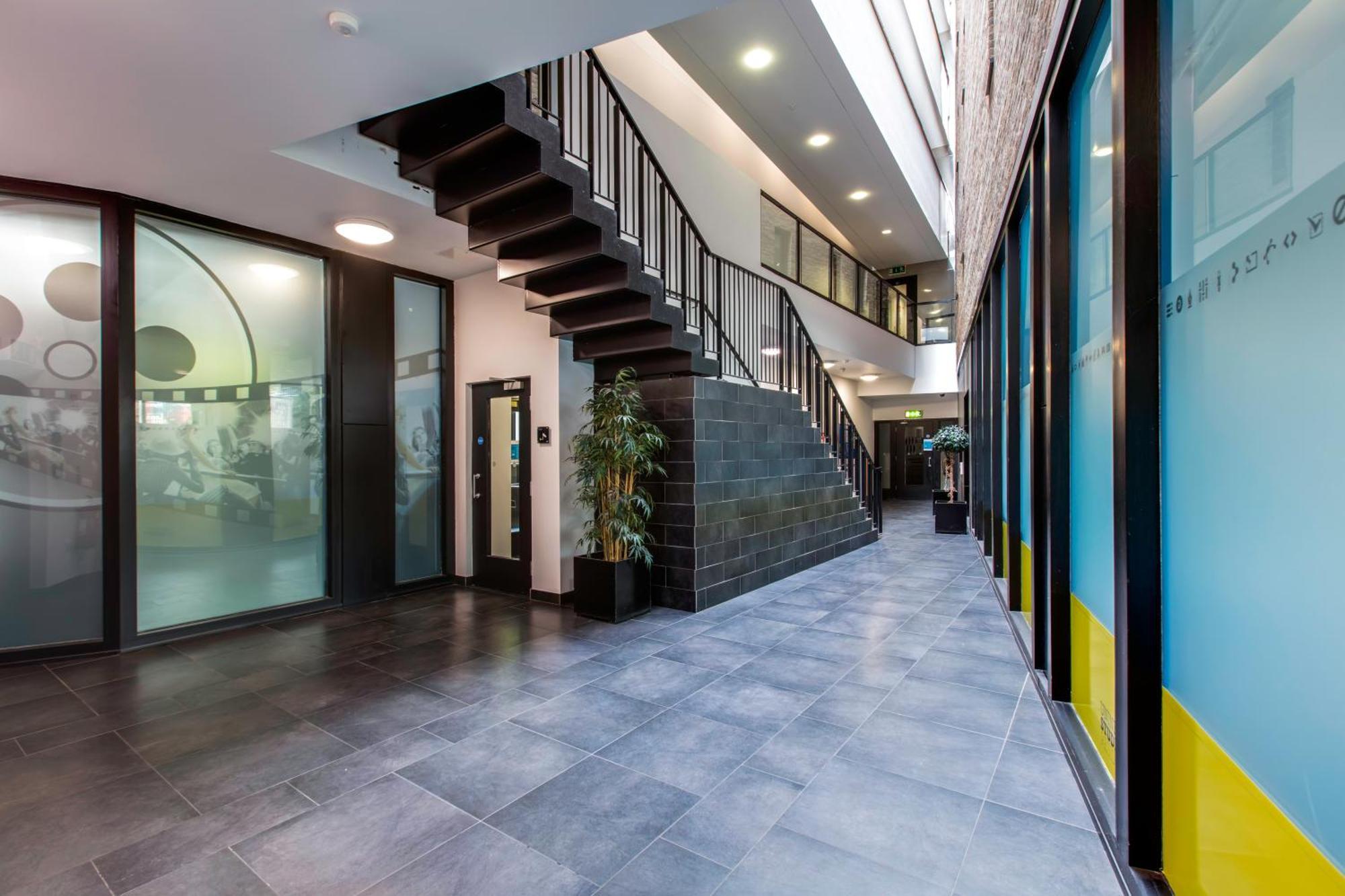 Yugo Explore - Broadstone Hall Dublin Bagian luar foto